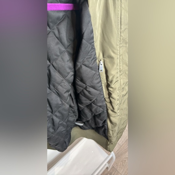 brand new Trendy loose Bomber Jacket – Simons, M  with tag on ! - Picture 6 of 10